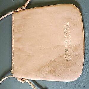 Americana by Sharif. Blush pink crossbody small bag leather.
